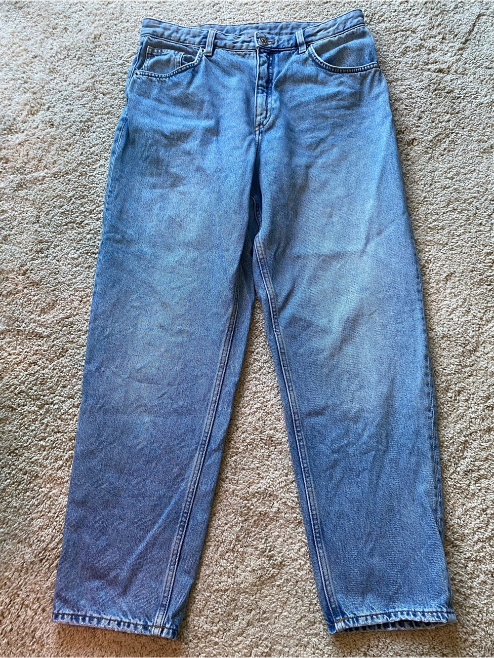 Monki Taiki high waisted balloon leg mid-wash jeans, size 31